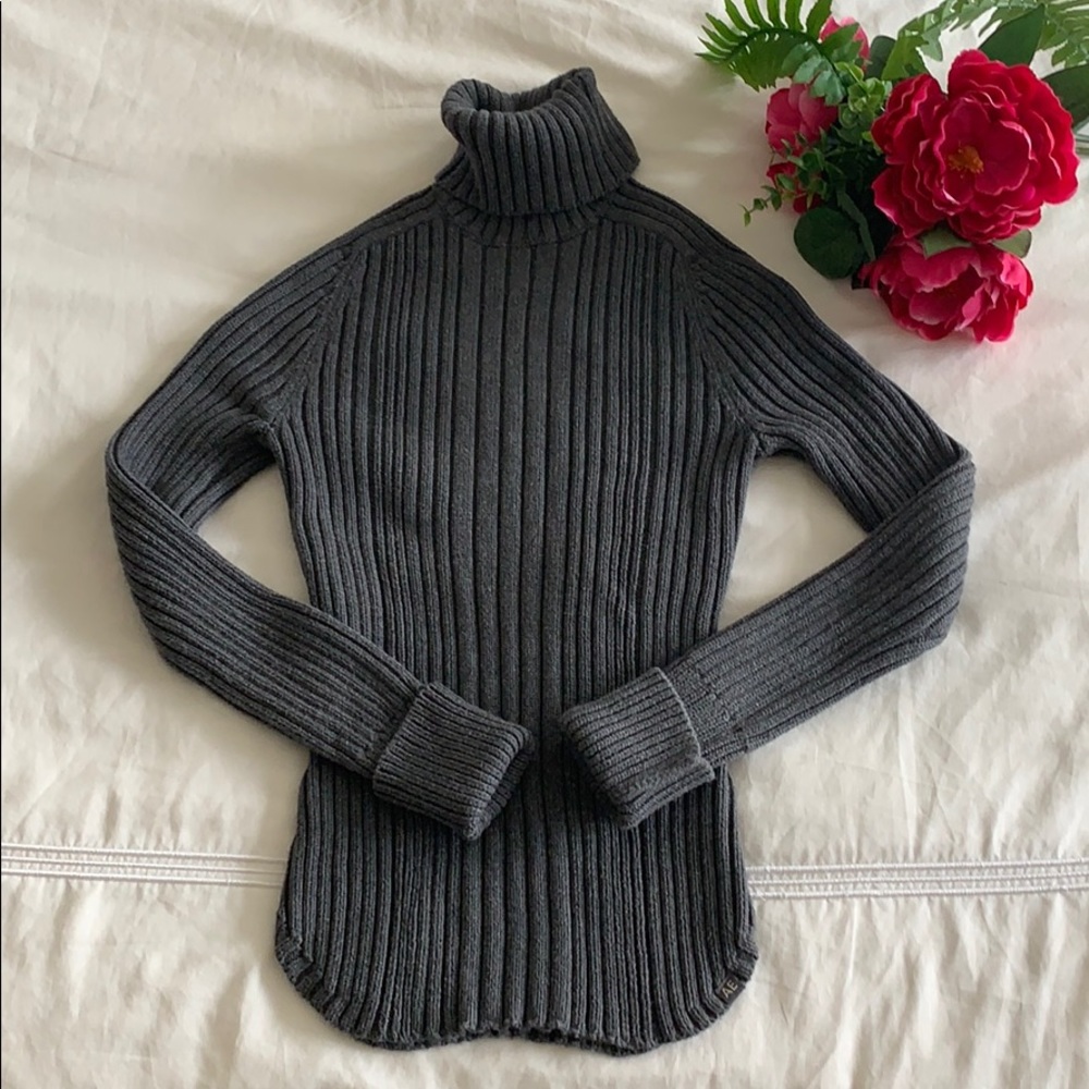 American Eagle 100% cotton turtleneck gray sweater